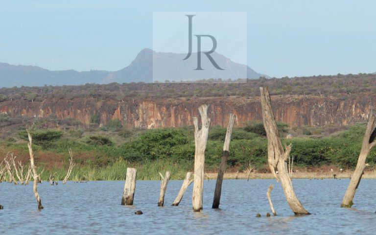 cliffs-Lake Baringo